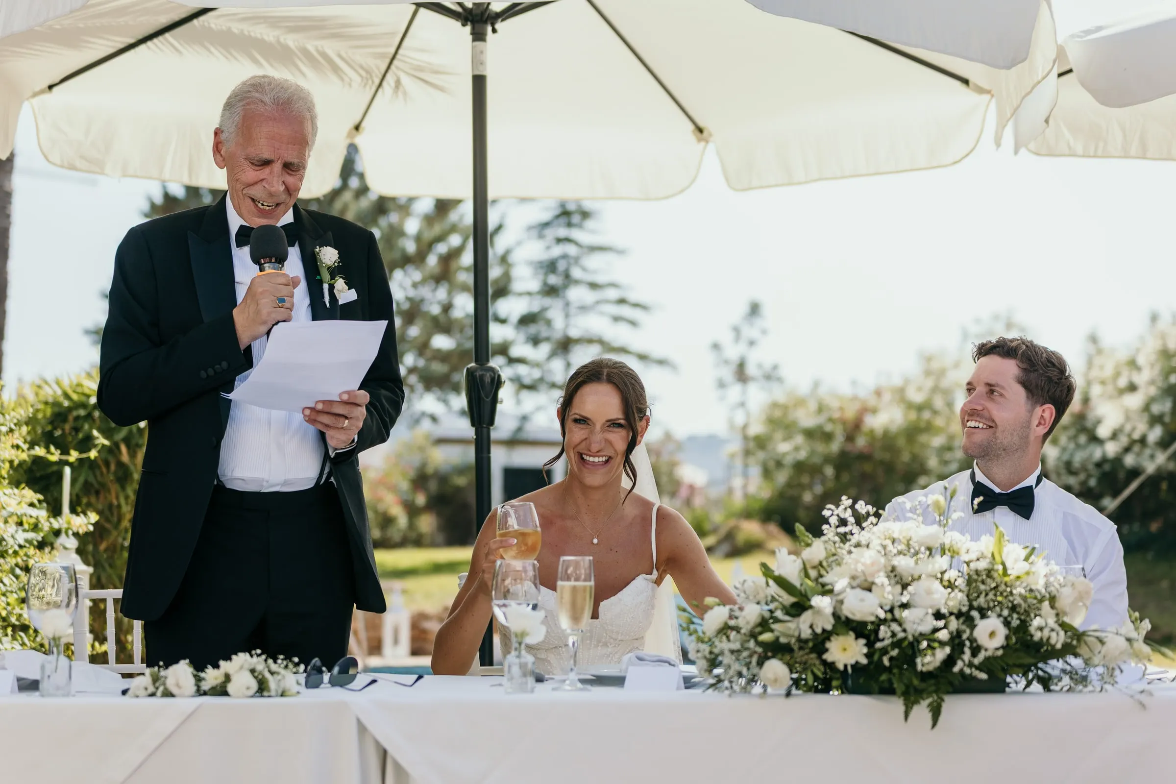 Father of the bride giving his speech at the top table, Hacienda San José